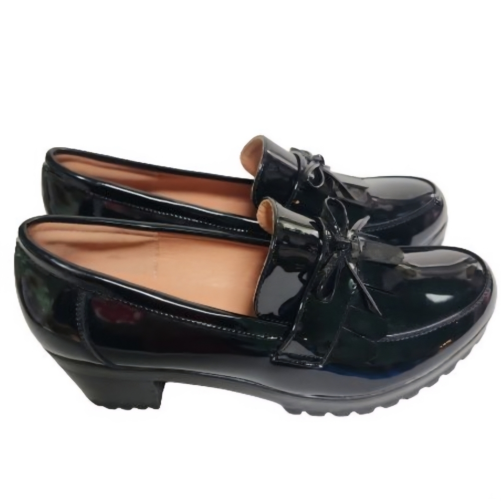Black Faux Patent Leather Bow Lug Sole Loafers Size 9
